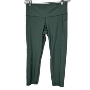 Under Armour Leggings HeatGear Compression Capri Pants Womens Large Green